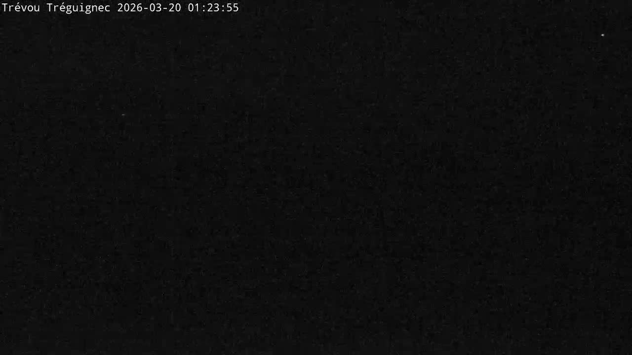 Trévou-Tréguignec, Plage de Trestel Beach Live Cam - Lannion, Côtes-d'Armor, Bretagne, France