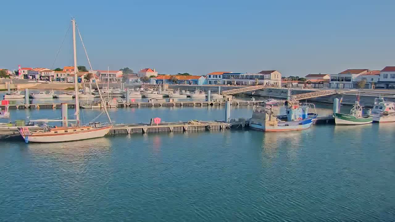 Oleron - La Cotiniere Marine Live Cam - Rochefort, Charente-Maritime, Nouvelle-Aquitaine, France