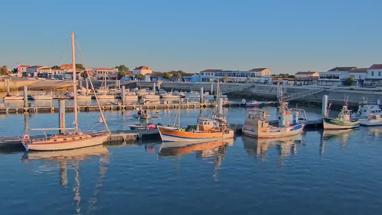 Oleron - La Cotiniere Marine Live Cam - Rochefort, Charente-Maritime, Nouvelle-Aquitaine, France