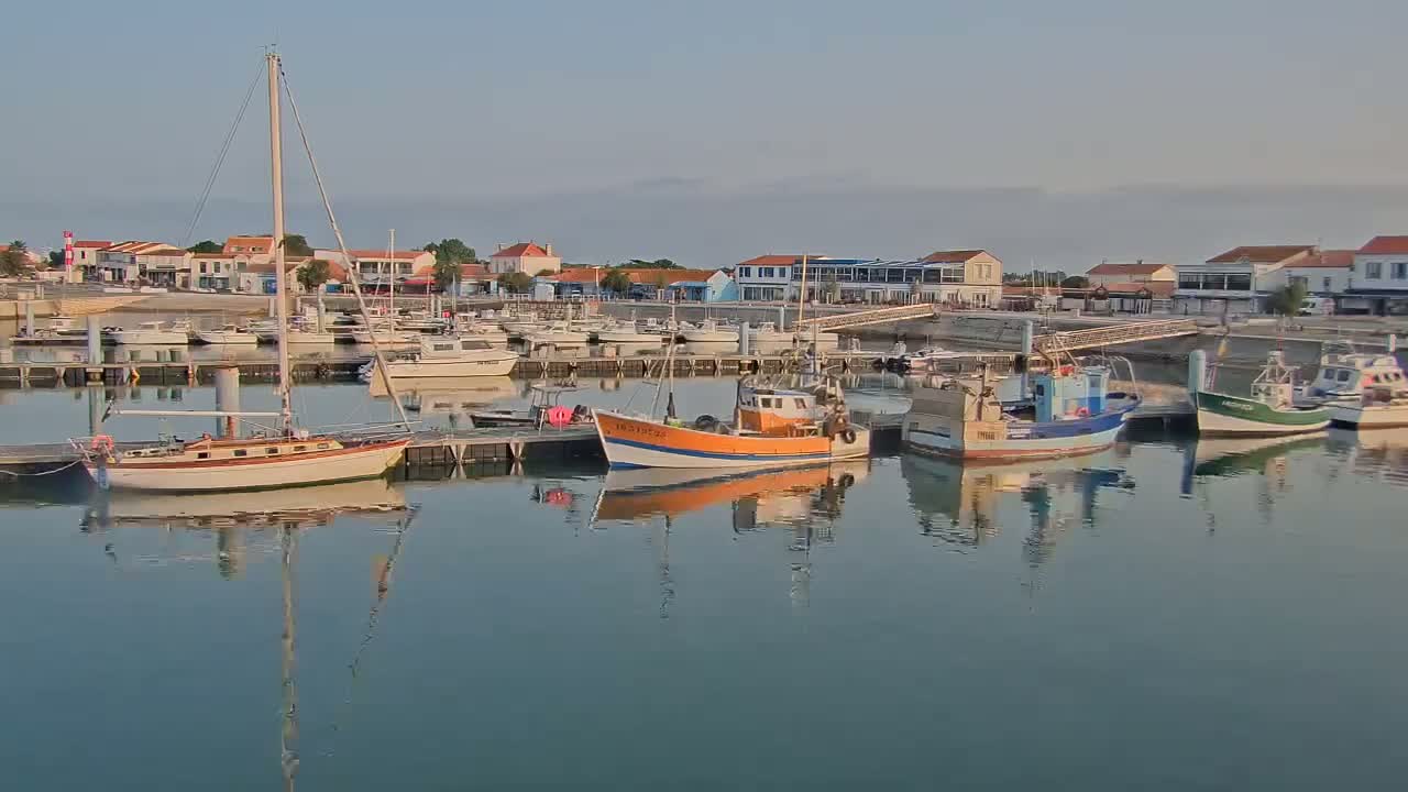 Oleron - La Cotiniere Marine Live Cam - Rochefort, Charente-Maritime, Nouvelle-Aquitaine, France