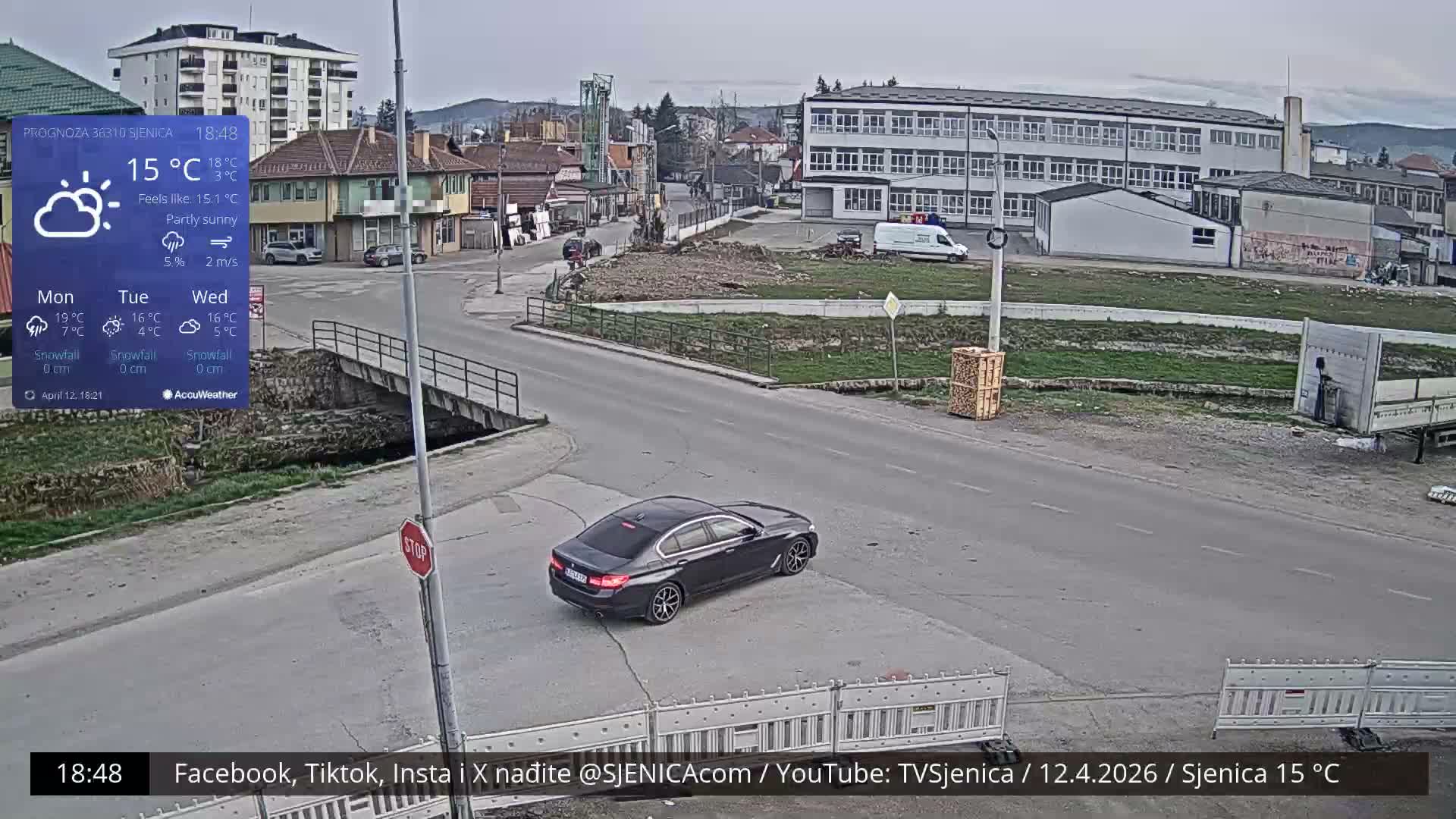 Zlatibor( Златибор (Гимназија Јездимир Лоовиќ и река Гробавица) Gimnazija  Jezdimir Lovic High School & Grobavica River,  Sjenica Live Cam - Sjenica,  Zlatibor,  Šumadija and Western Serbia, Serbia 