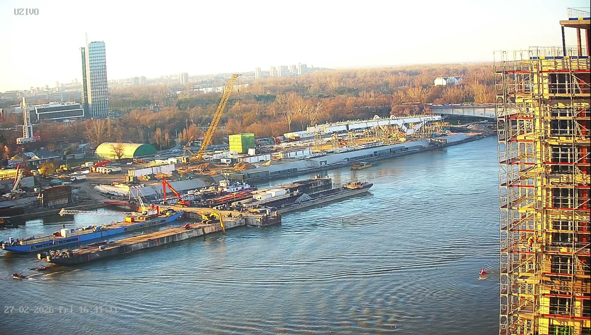 Beograd from Savski Venac ( Београд са Савског венца Поглед на реку Саву и Нови Београд ) View of Sava River &  New Belgrade Live Cam - Savski Venac, Belgrade, Serbia