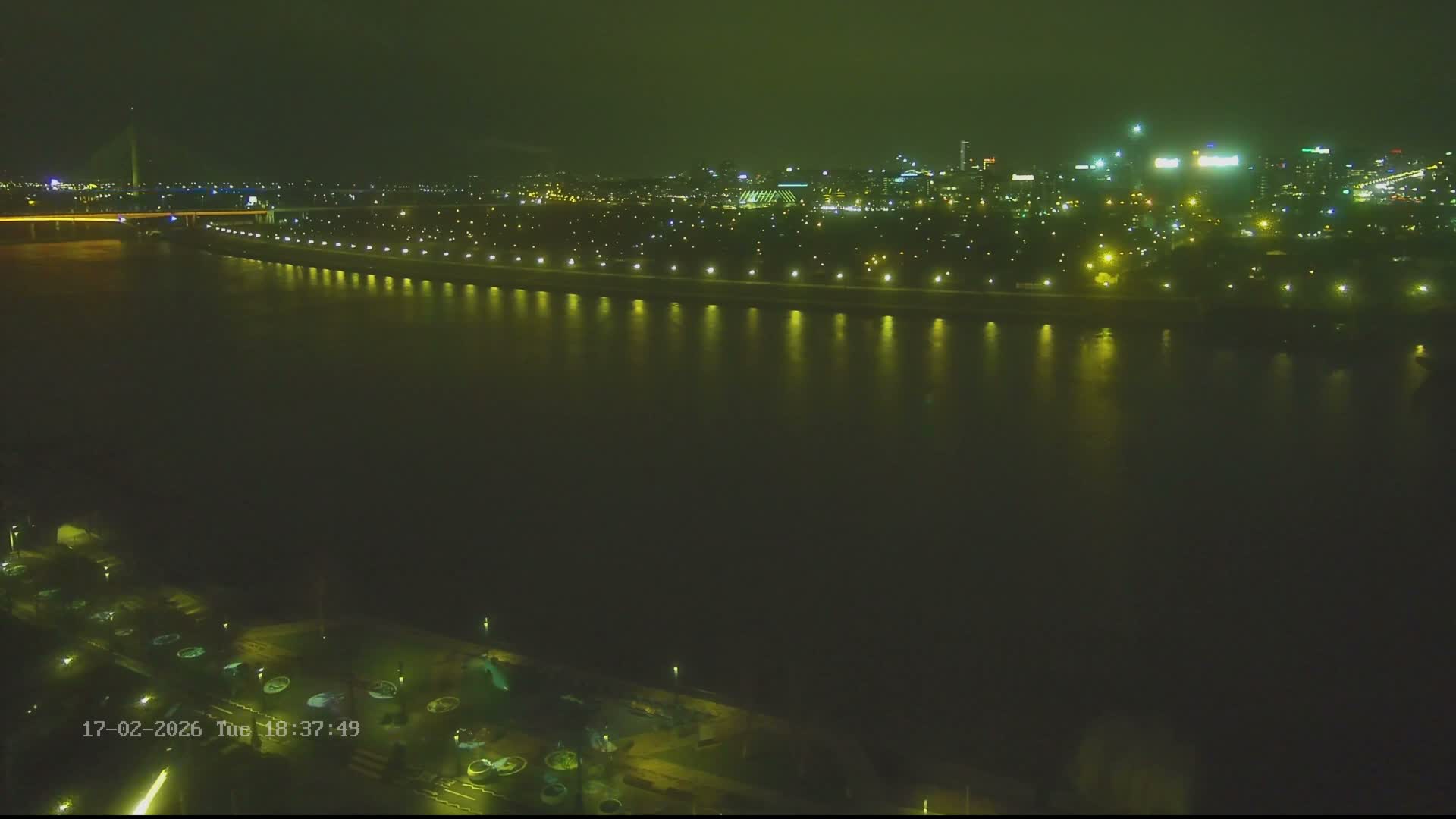 Novi Beograd from Savski Venac ( Нови Београд са Савског венца, мост Газела и мост Преко аде Нови Београд)  Most Gazela & Most Preko Ade  New Belgrade Live Cam - Savski Venac, Belgrade, Serbia
