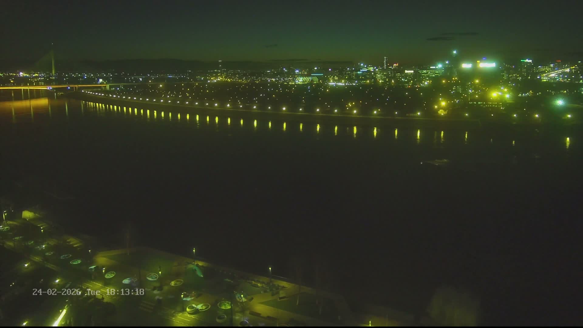 Novi Beograd from Savski Venac ( Нови Београд са Савског венца, мост Газела и мост Преко аде Нови Београд)  Most Gazela & Most Preko Ade  New Belgrade Live Cam - Savski Venac, Belgrade, Serbia