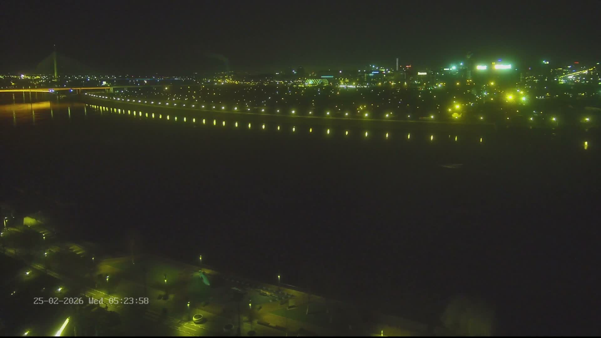 Novi Beograd from Savski Venac ( Нови Београд са Савског венца, мост Газела и мост Преко аде Нови Београд)  Most Gazela & Most Preko Ade  New Belgrade Live Cam - Savski Venac, Belgrade, Serbia