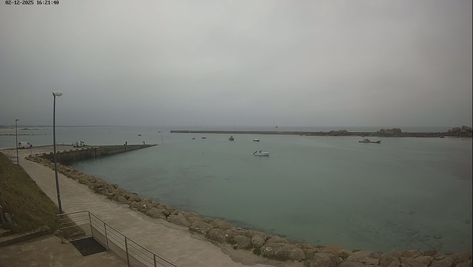 Plouescat, Porsguen Coast Live Cam - Brest, Finistre, Bretagne, France
