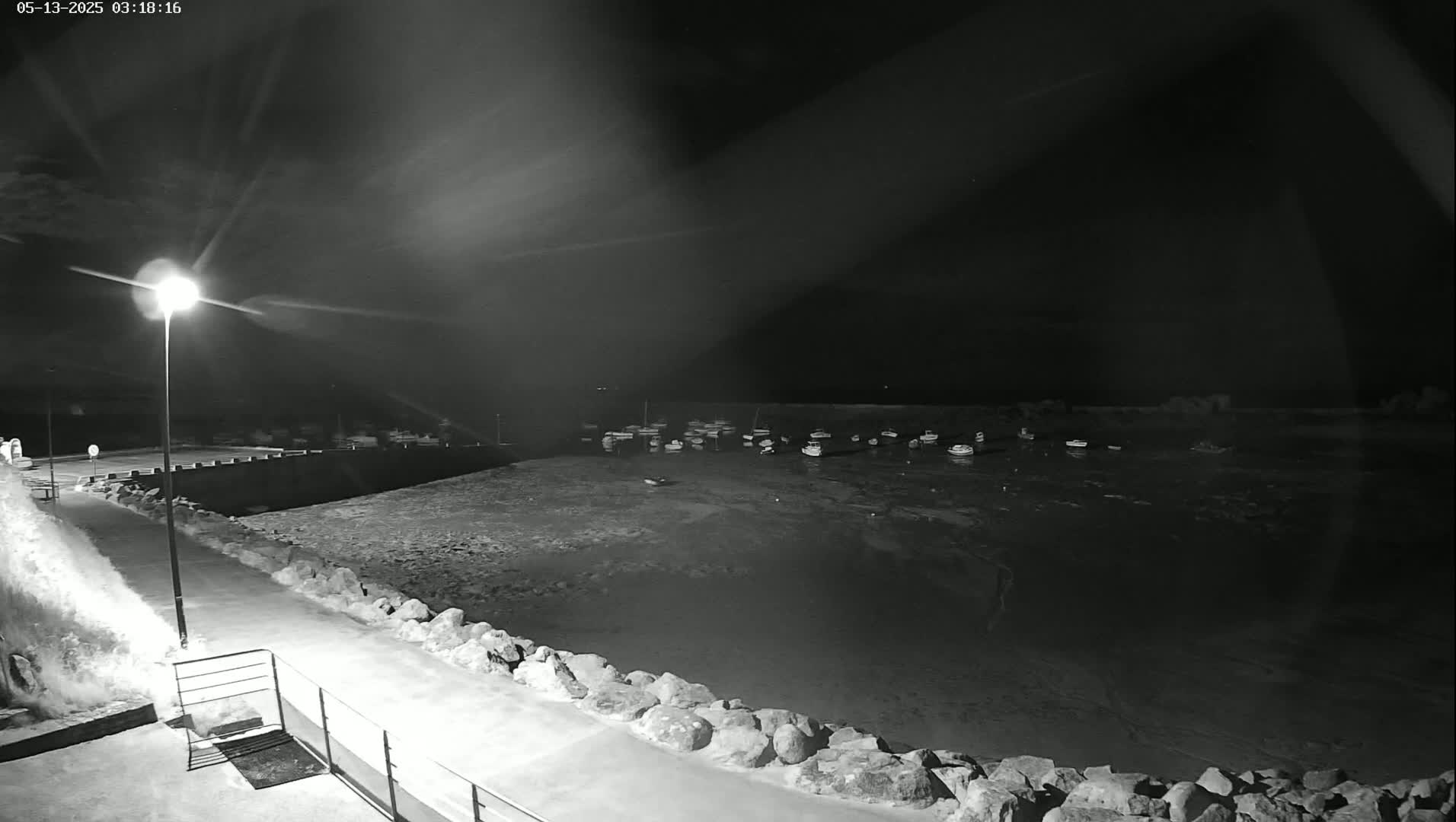Plouescat, Porsguen Coast Live Cam - Brest, Finistre, Bretagne, France