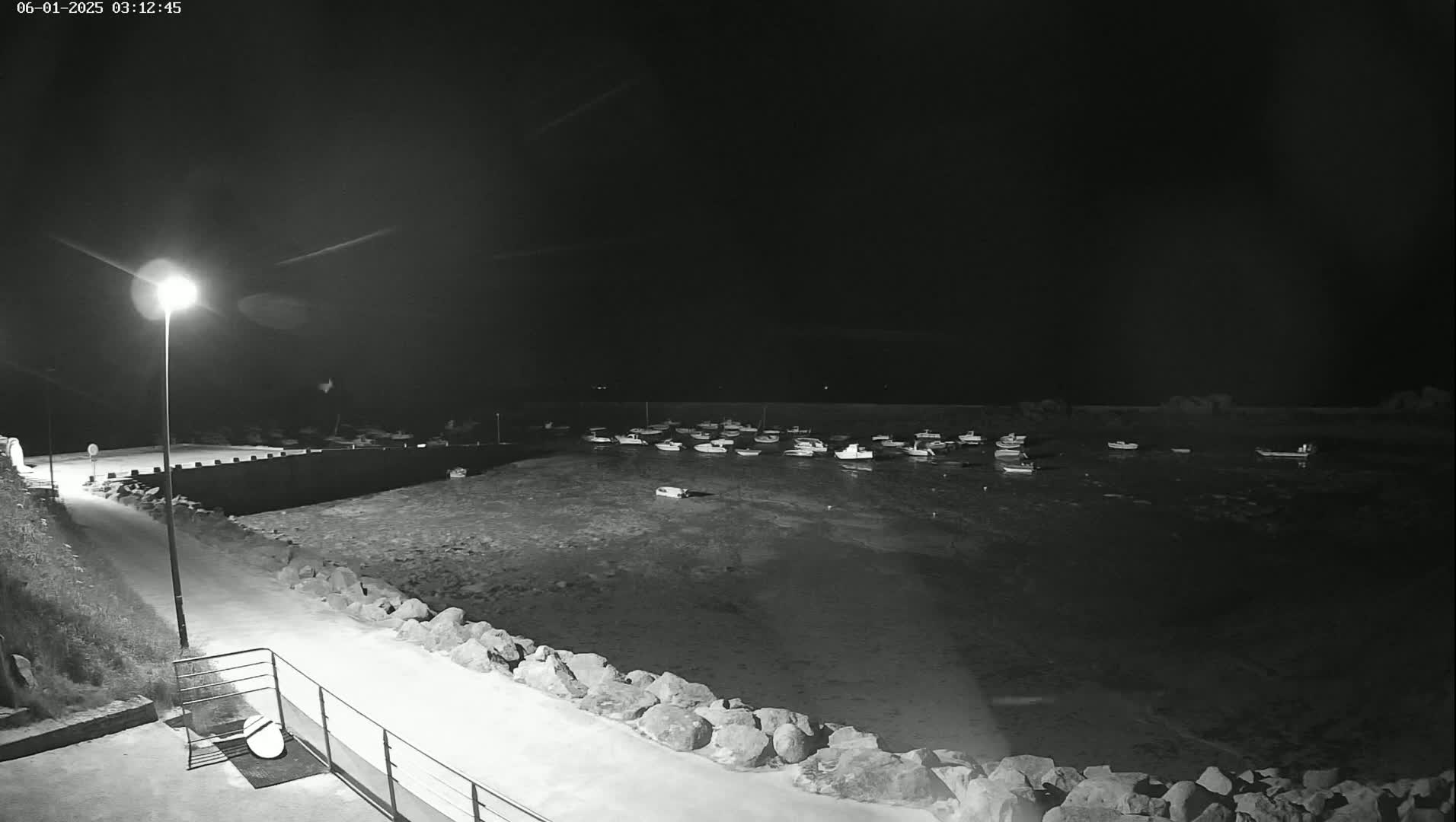 Plouescat, Porsguen Coast Live Cam - Brest, Finistre, Bretagne, France