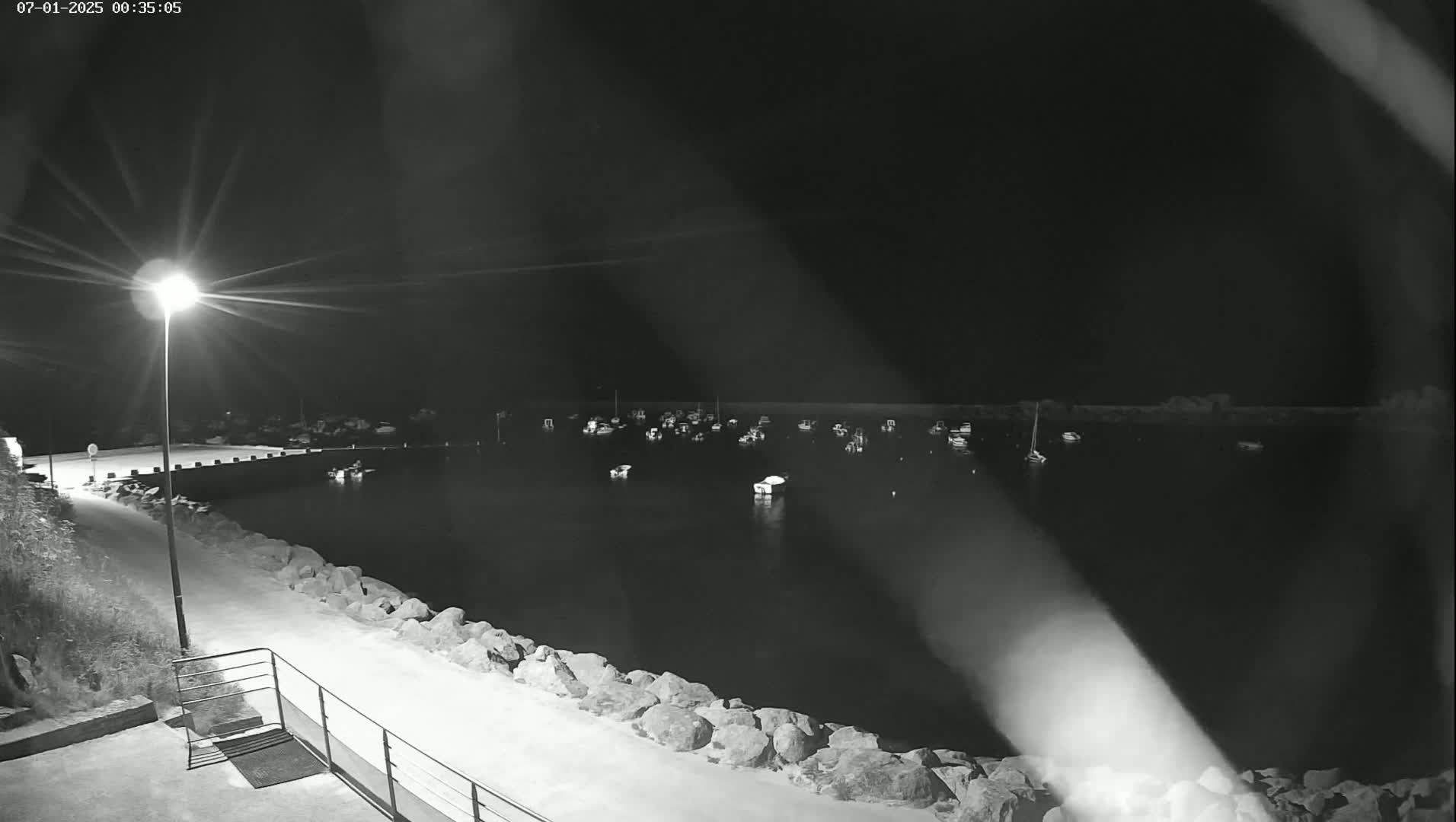 Plouescat, Porsguen Coast Live Cam - Brest, Finistre, Bretagne, France
