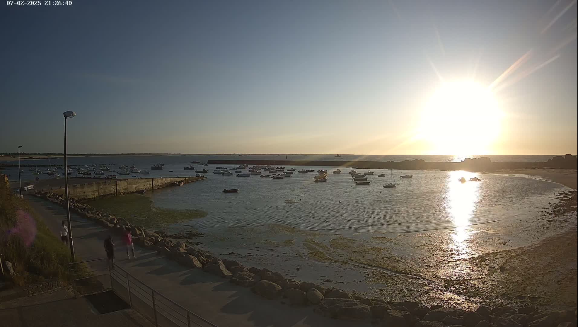 Plouescat, Porsguen Coast Live Cam - Brest, Finistre, Bretagne, France