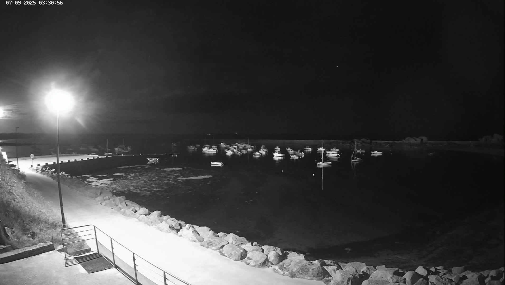 Plouescat, Porsguen Coast Live Cam - Brest, Finistre, Bretagne, France