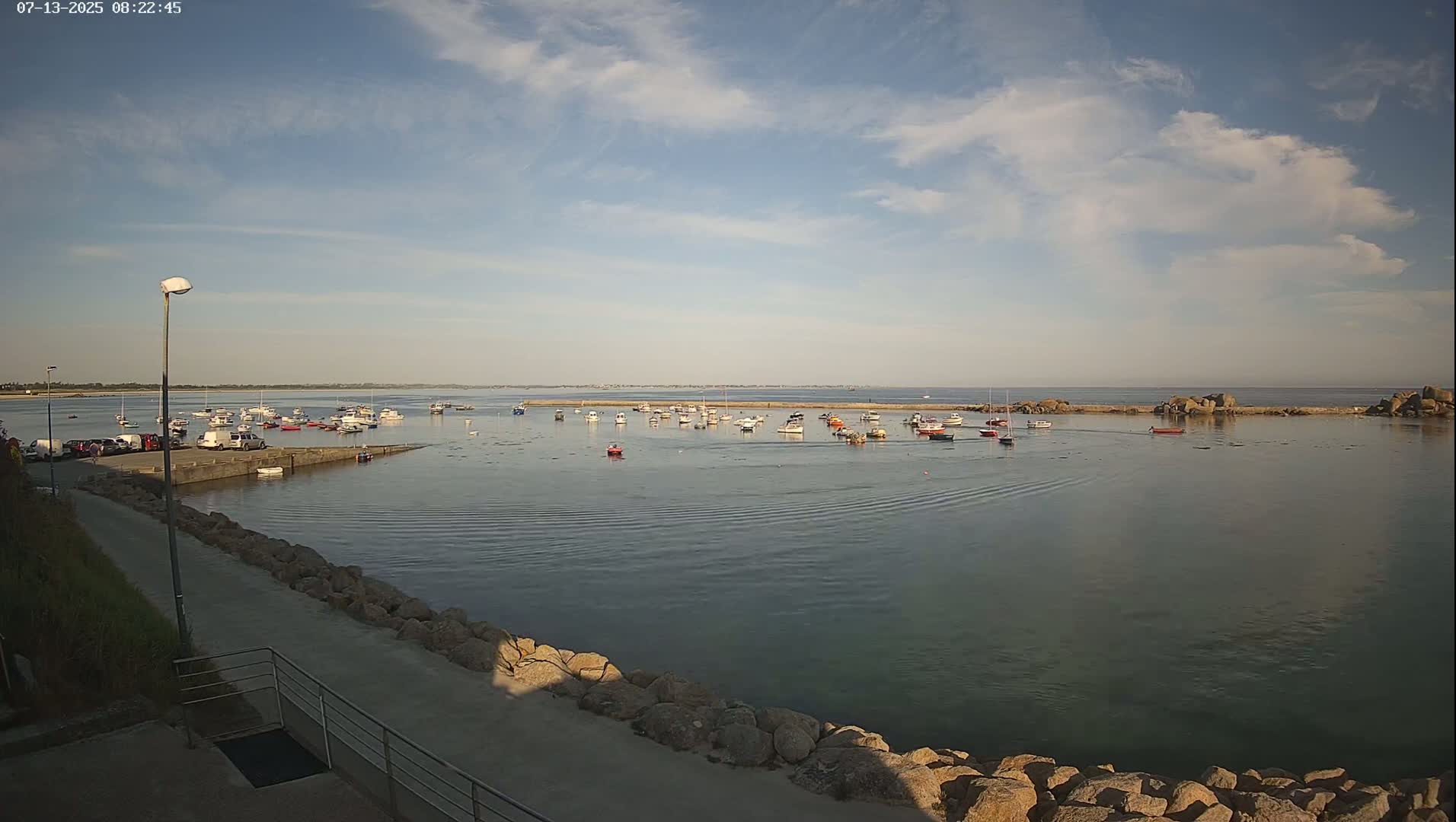 Plouescat, Porsguen Coast Live Cam - Brest, Finistre, Bretagne, France