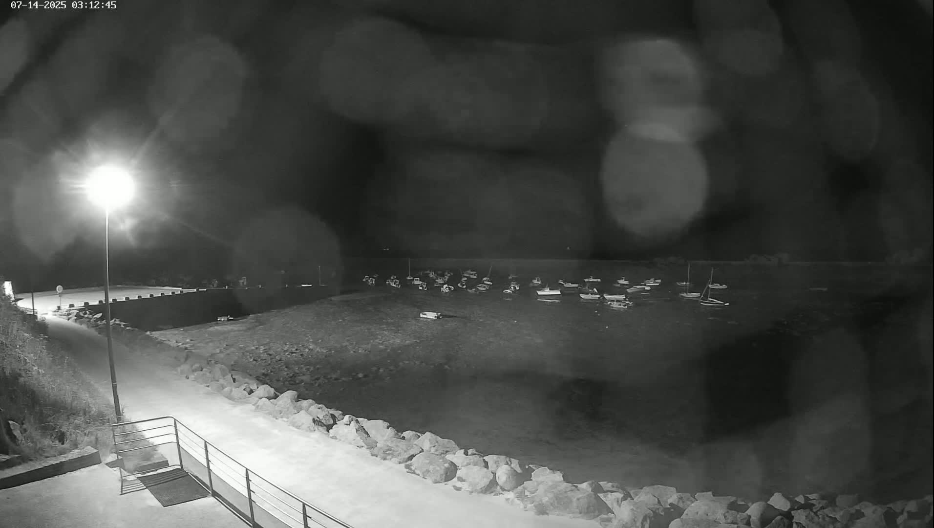 Plouescat, Porsguen Coast Live Cam - Brest, Finistre, Bretagne, France