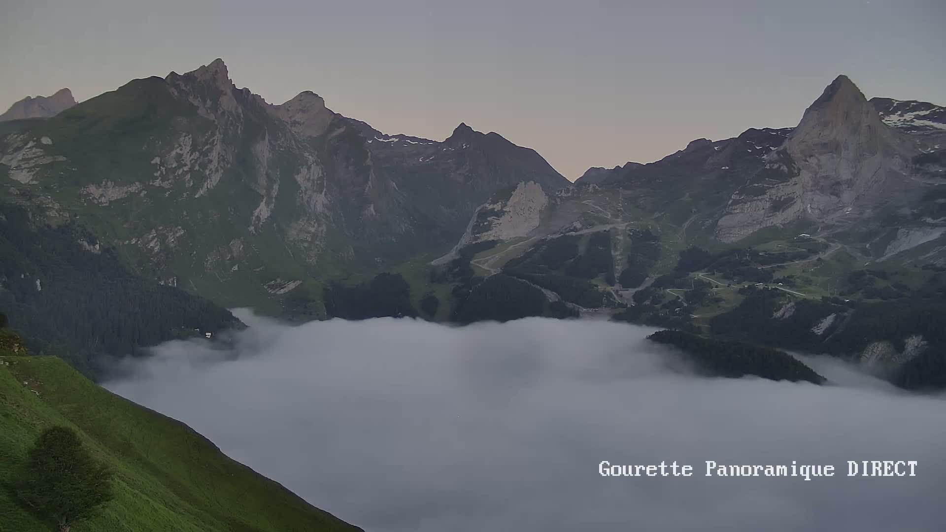 Gourette,  Pyrenees Panaromic Live Cam - Eaux-Bonnes,  Pyrenees-Atlantiques, Nouvelle-Aquitaine, France