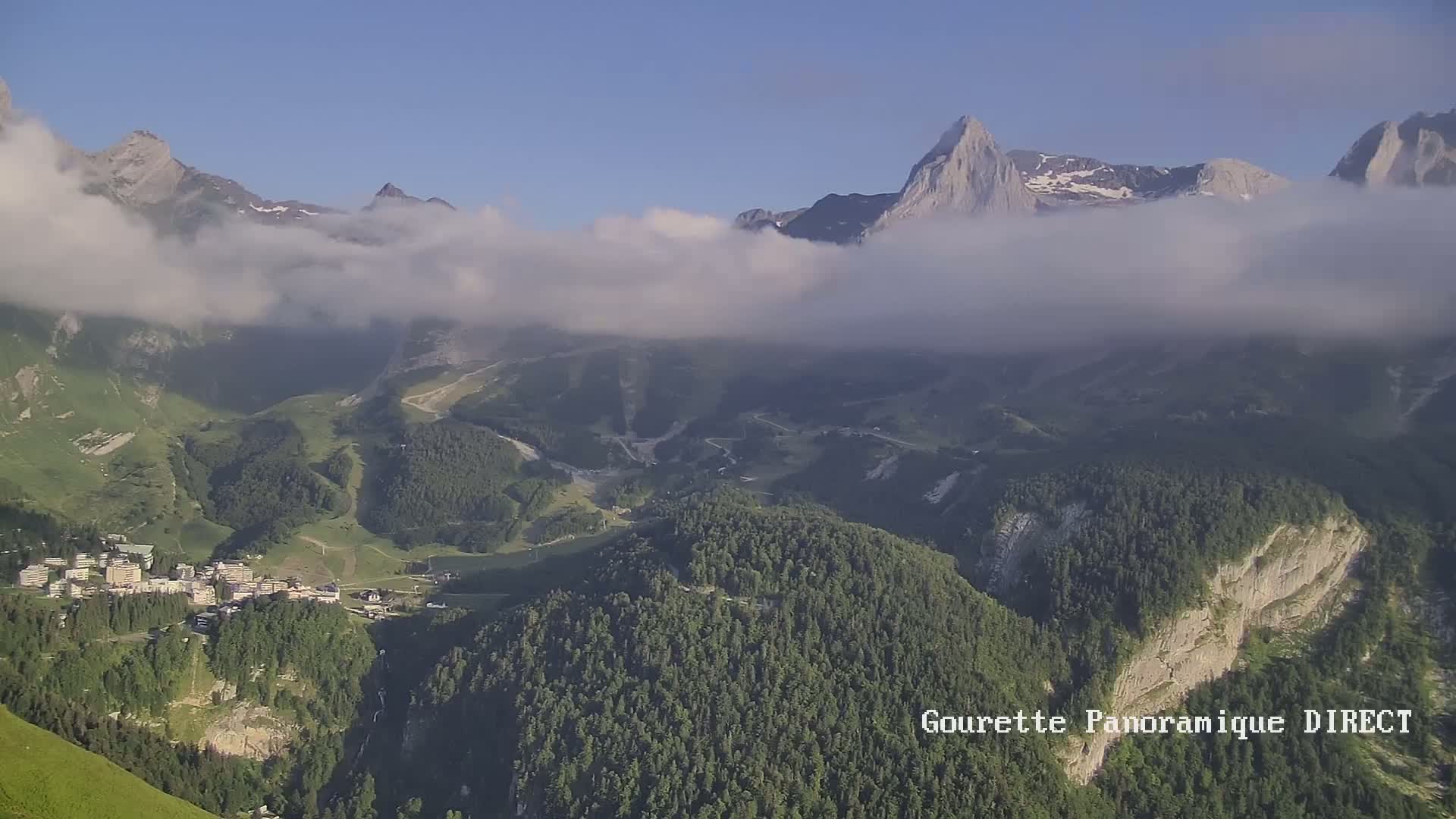 Gourette,  Pyrenees Panaromic Live Cam - Eaux-Bonnes,  Pyrenees-Atlantiques, Nouvelle-Aquitaine, France
