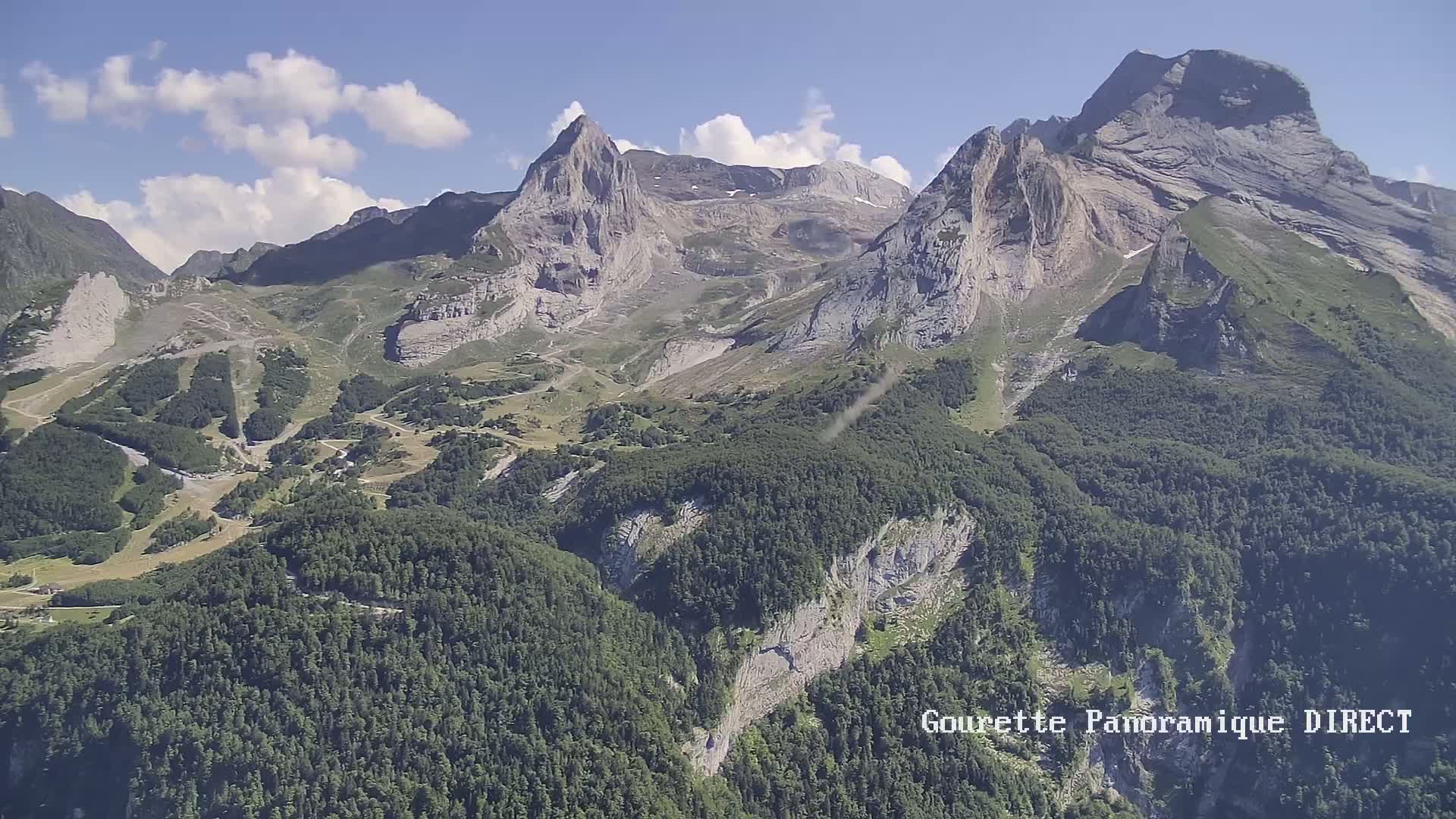 Gourette,  Pyrenees Panaromic Live Cam - Eaux-Bonnes,  Pyrenees-Atlantiques, Nouvelle-Aquitaine, France