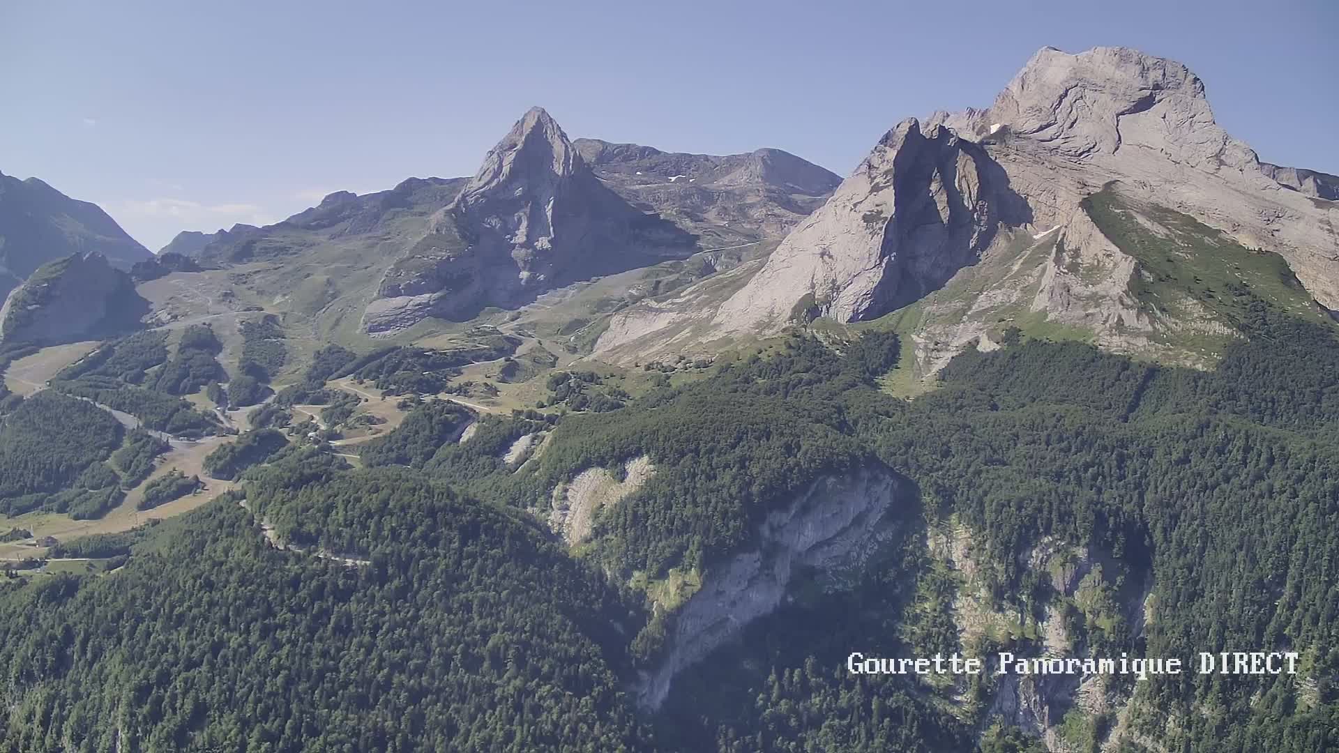 Gourette,  Pyrenees Panaromic Live Cam - Eaux-Bonnes,  Pyrenees-Atlantiques, Nouvelle-Aquitaine, France