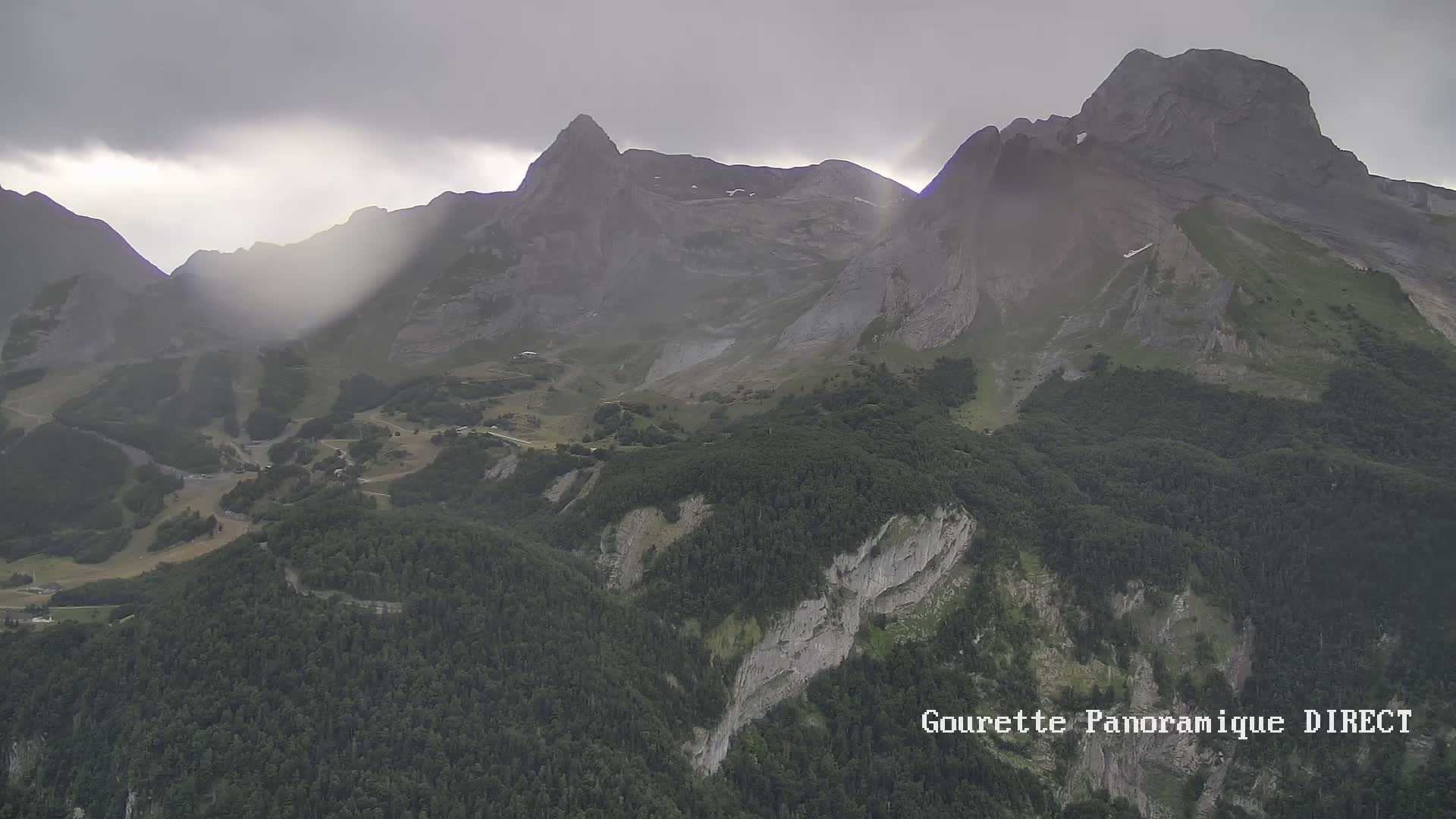 Gourette,  Pyrenees Panaromic Live Cam - Eaux-Bonnes,  Pyrenees-Atlantiques, Nouvelle-Aquitaine, France