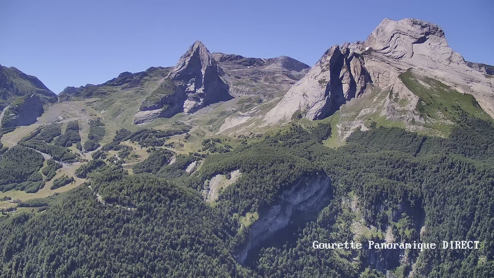 Gourette,  Pyrenees Panaromic Live Cam - Eaux-Bonnes,  Pyrenees-Atlantiques, Nouvelle-Aquitaine, France