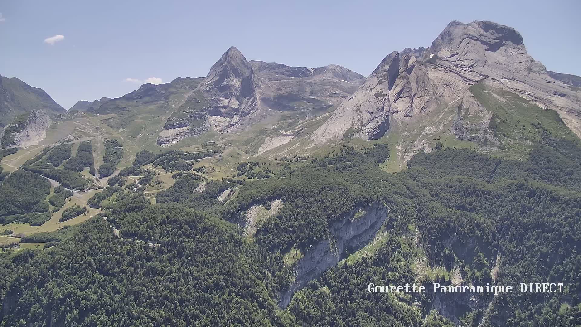 Gourette,  Pyrenees Panaromic Live Cam - Eaux-Bonnes,  Pyrenees-Atlantiques, Nouvelle-Aquitaine, France