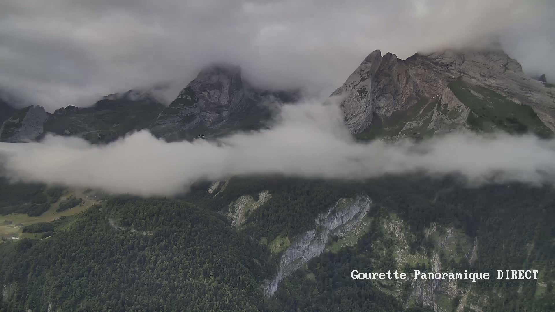 Gourette,  Pyrenees Panaromic Live Cam - Eaux-Bonnes,  Pyrenees-Atlantiques, Nouvelle-Aquitaine, France