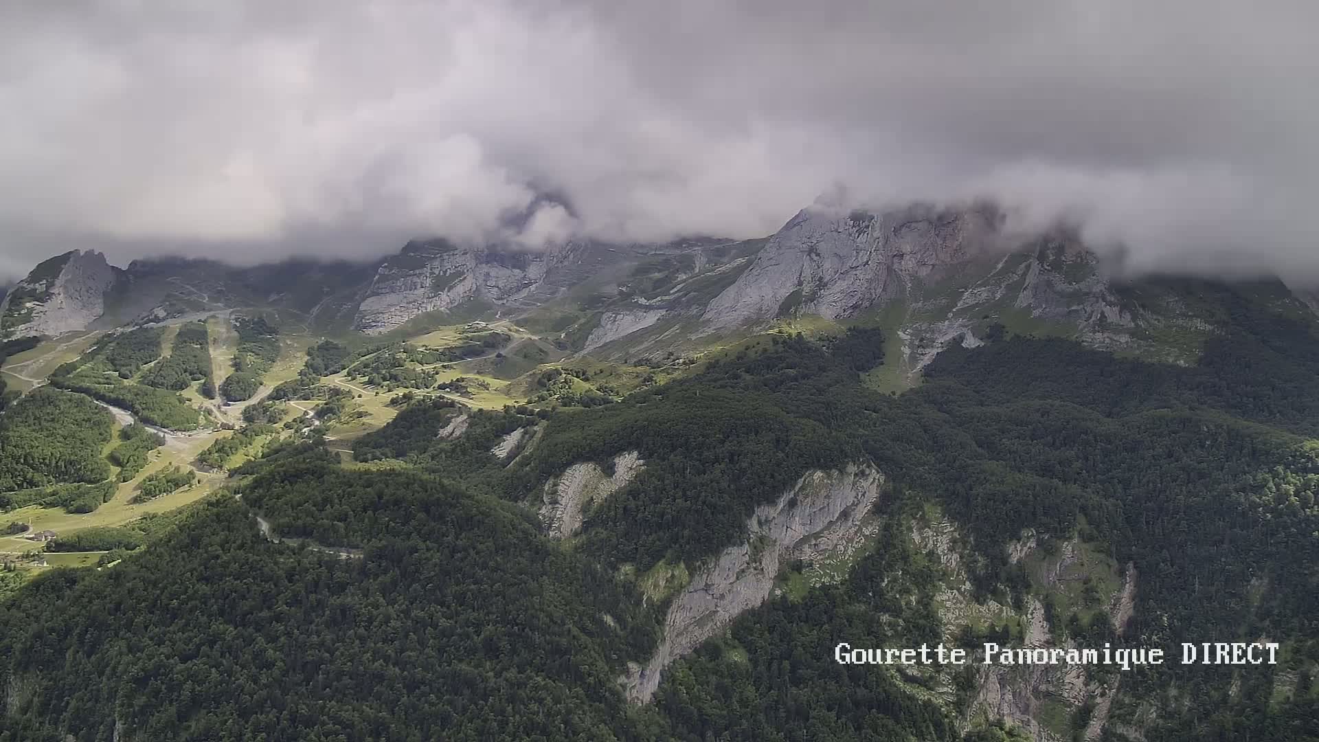 Gourette,  Pyrenees Panaromic Live Cam - Eaux-Bonnes,  Pyrenees-Atlantiques, Nouvelle-Aquitaine, France