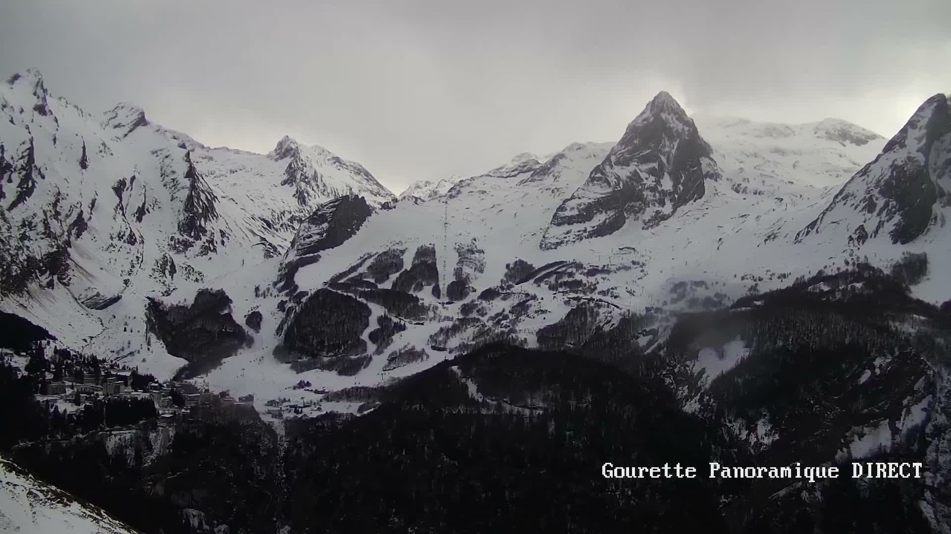 Gourette,  Pyrenees Panaromic Live Cam - Gourette, Eaux-Bonnes,  Pyrenees-Atlantiques, Nouvelle-Aquitaine, France