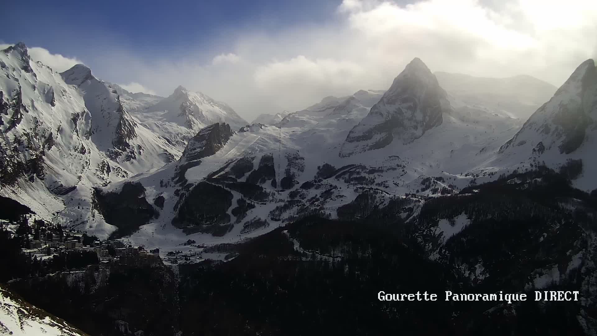 Gourette,  Pyrenees Panaromic Live Cam - Gourette, Eaux-Bonnes,  Pyrenees-Atlantiques, Nouvelle-Aquitaine, France