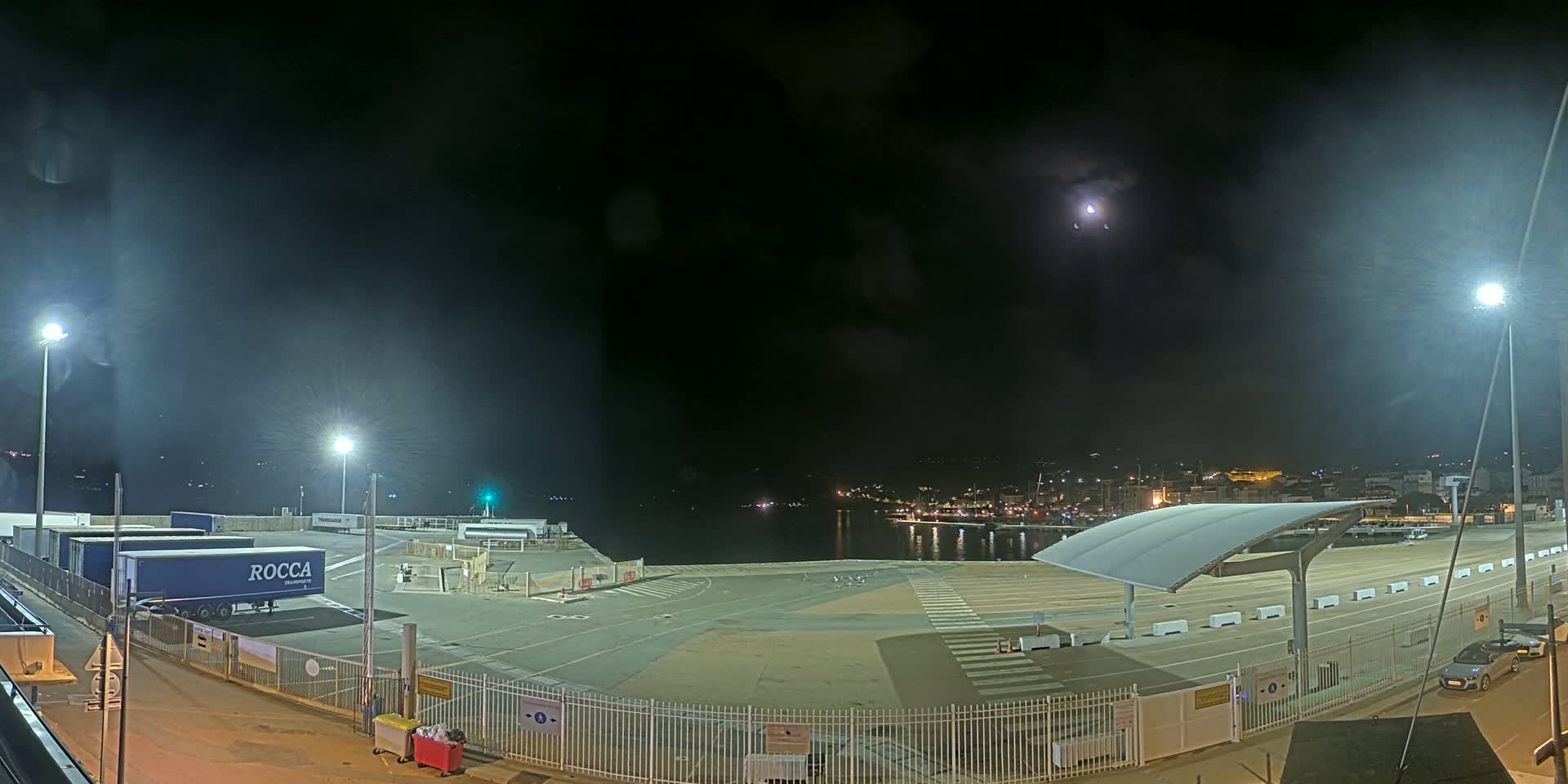 Corsica, Port de Propriano & Commune Live Cam - Sartene, Corse-du-Sud, Corese, France