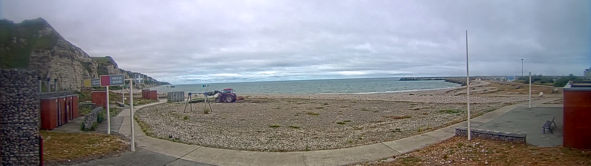 Plage de Saint-Jouin-Bruneval Beach Live Cam - Le Havre, Seine-Maritime, Normandie, France