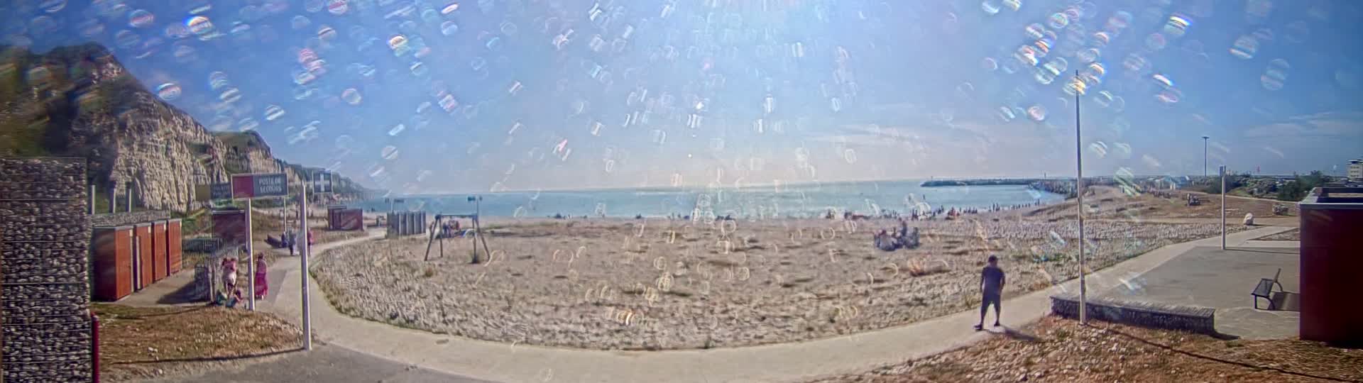 Plage de Saint-Jouin-Bruneval Beach Live Cam - Le Havre, Seine-Maritime, Normandie, France
