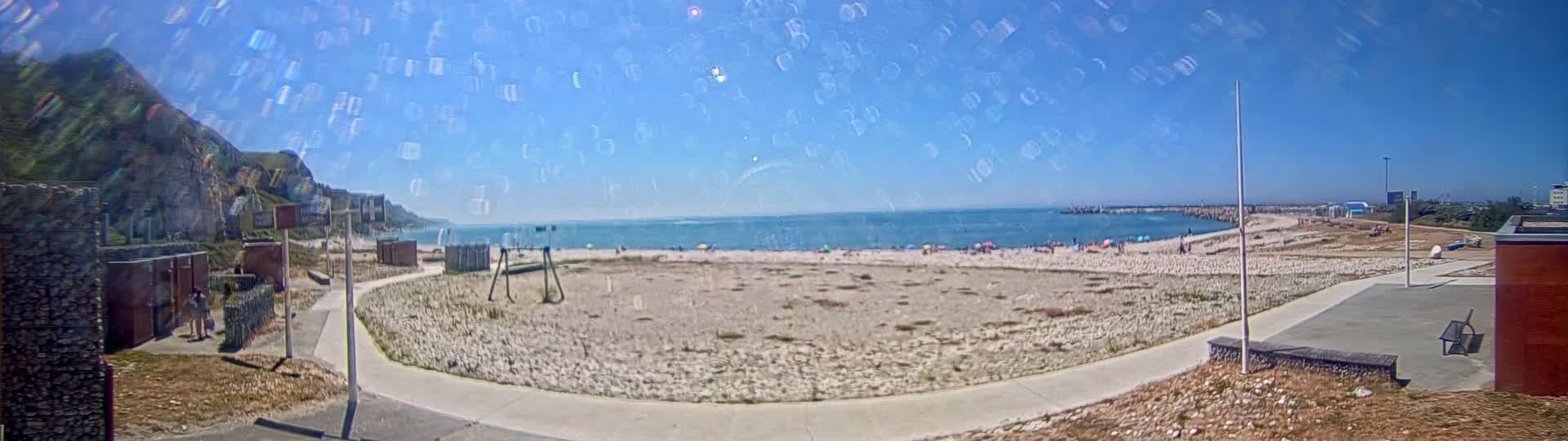 Plage de Saint-Jouin-Bruneval Beach Live Cam - Le Havre, Seine-Maritime, Normandie, France