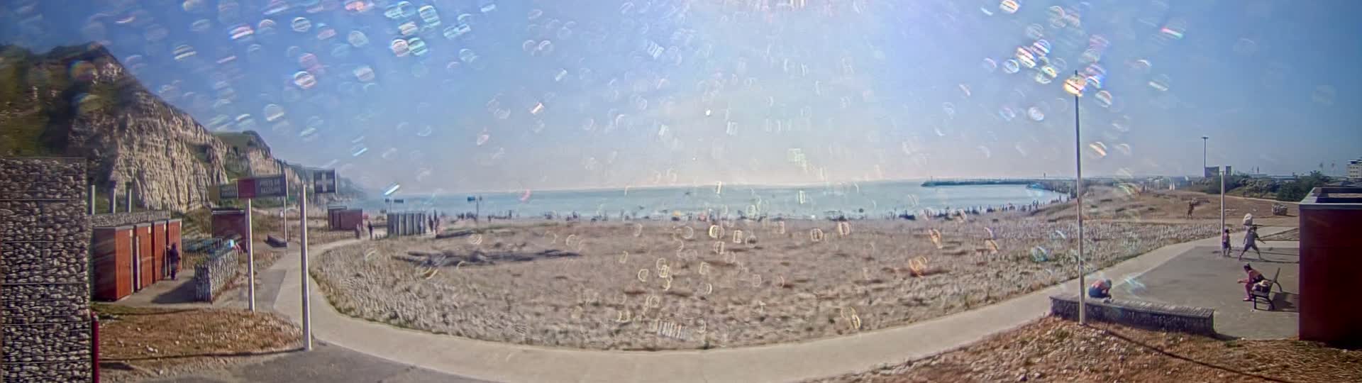 Plage de Saint-Jouin-Bruneval Beach Live Cam - Le Havre, Seine-Maritime, Normandie, France