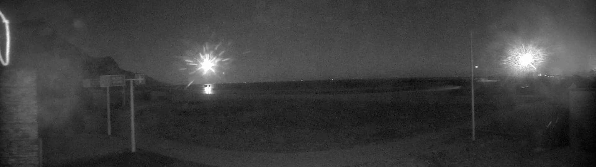 Plage de Saint-Jouin-Bruneval Beach Live Cam - Le Havre, Seine-Maritime, Normandie, France
