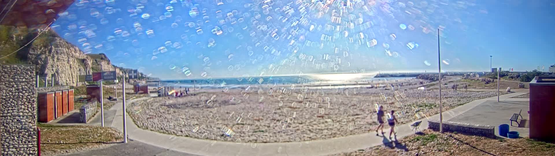 Plage de Saint-Jouin-Bruneval Beach Live Cam - Le Havre, Seine-Maritime, Normandie, France