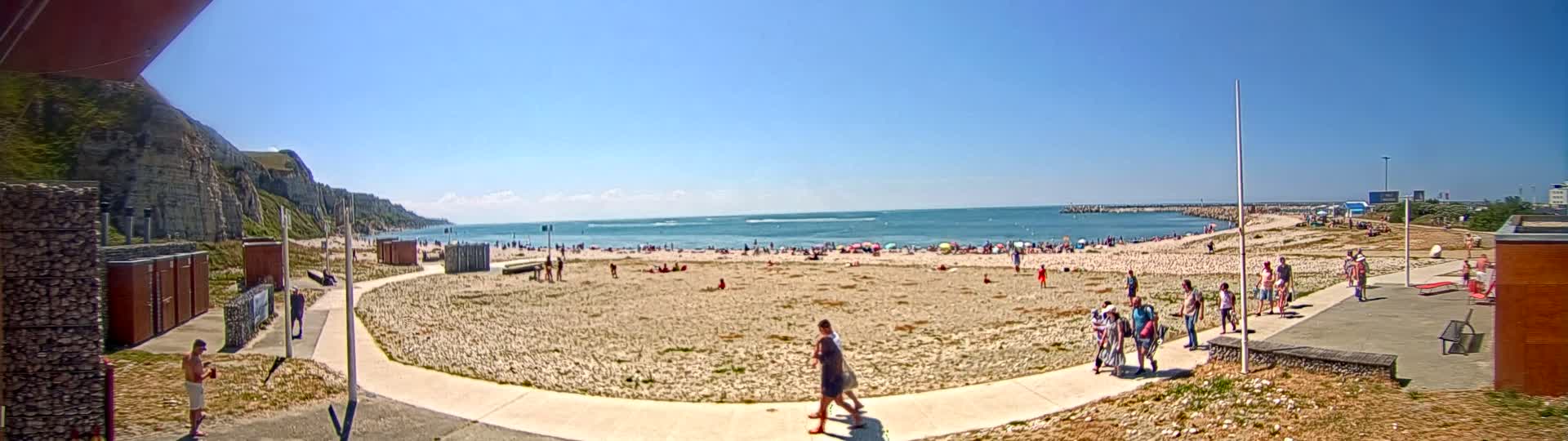 Plage de Saint-Jouin-Bruneval Beach Live Cam - Le Havre, Seine-Maritime, Normandie, France