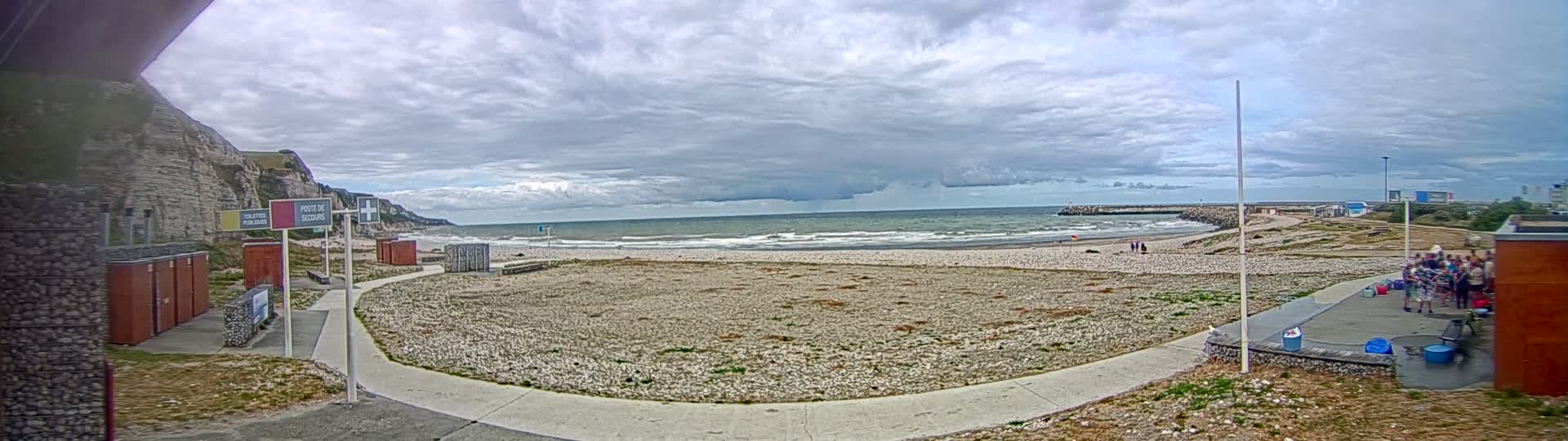 Plage de Saint-Jouin-Bruneval Beach Live Cam - Le Havre, Seine-Maritime, Normandie, France
