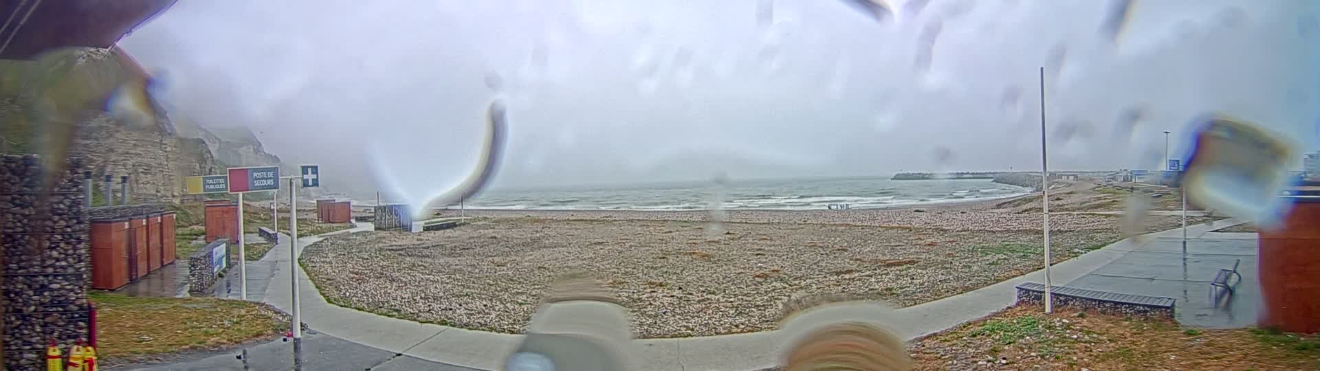 Plage de Saint-Jouin-Bruneval Beach Live Cam - Le Havre, Seine-Maritime, Normandie, France