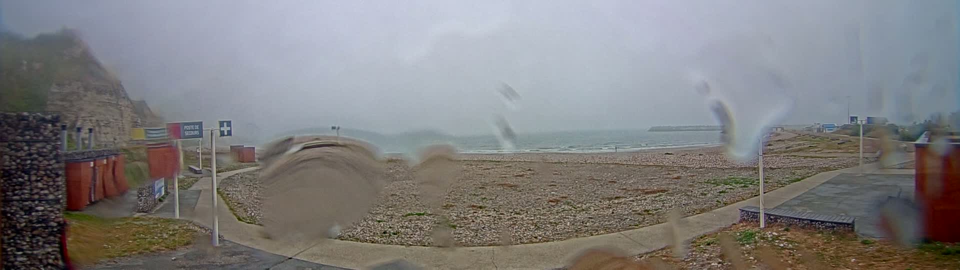 Plage de Saint-Jouin-Bruneval Beach Live Cam - Le Havre, Seine-Maritime, Normandie, France