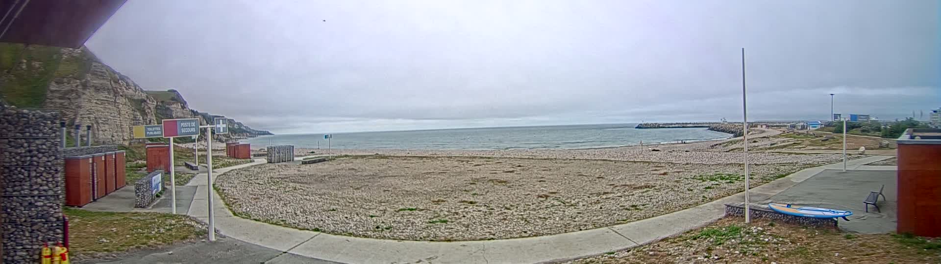 Plage de Saint-Jouin-Bruneval Beach Live Cam - Le Havre, Seine-Maritime, Normandie, France