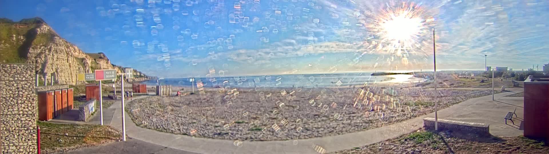 Plage de Saint-Jouin-Bruneval Beach Live Cam - Le Havre, Seine-Maritime, Normandie, France