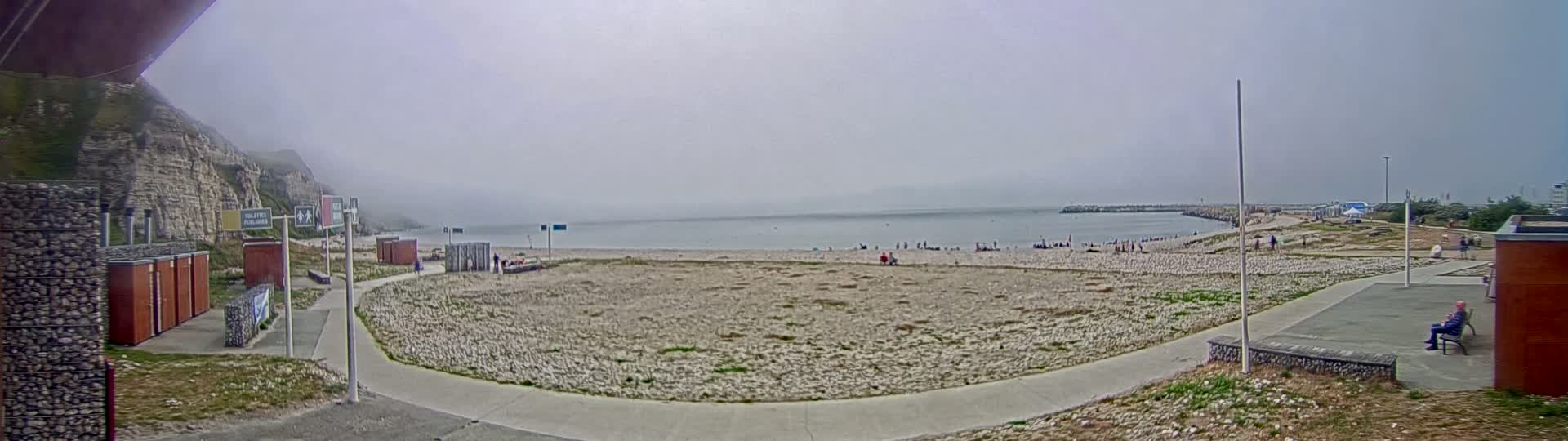 Plage de Saint-Jouin-Bruneval Beach Live Cam - Le Havre, Seine-Maritime, Normandie, France