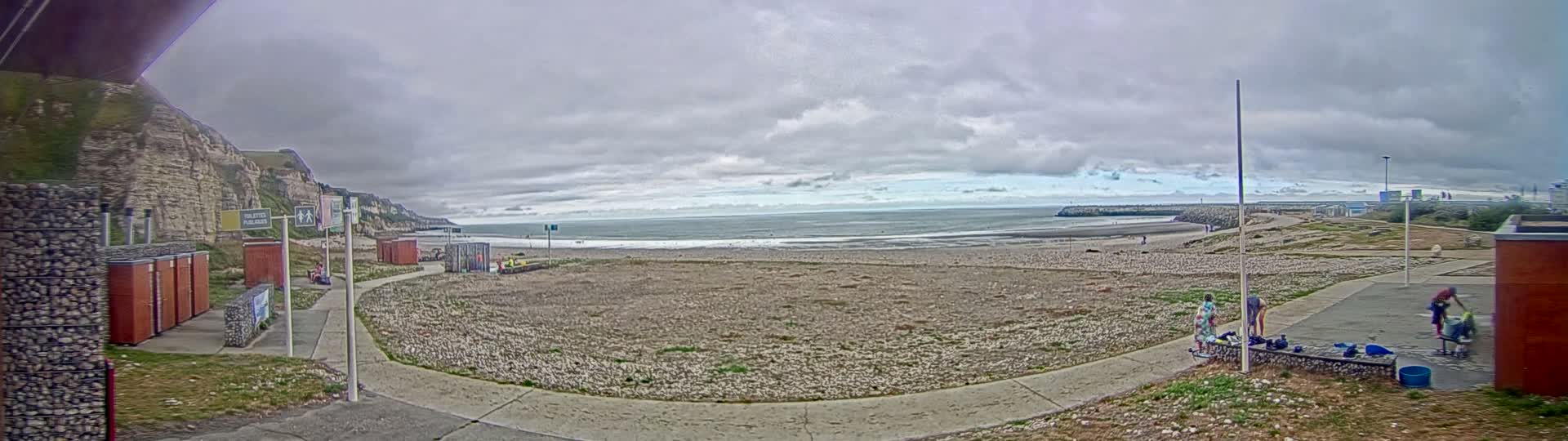 Plage de Saint-Jouin-Bruneval Beach Live Cam - Le Havre, Seine-Maritime, Normandie, France