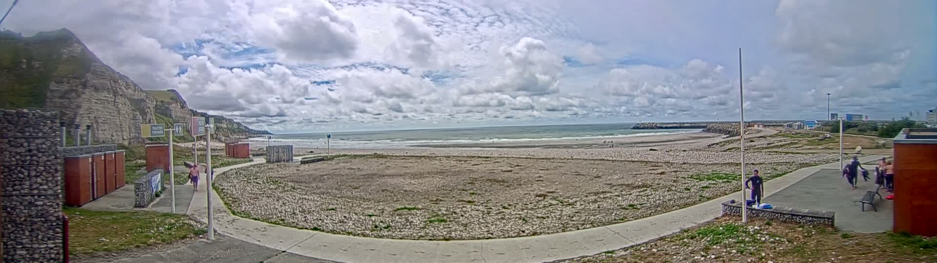 Plage de Saint-Jouin-Bruneval Beach Live Cam - Le Havre, Seine-Maritime, Normandie, France