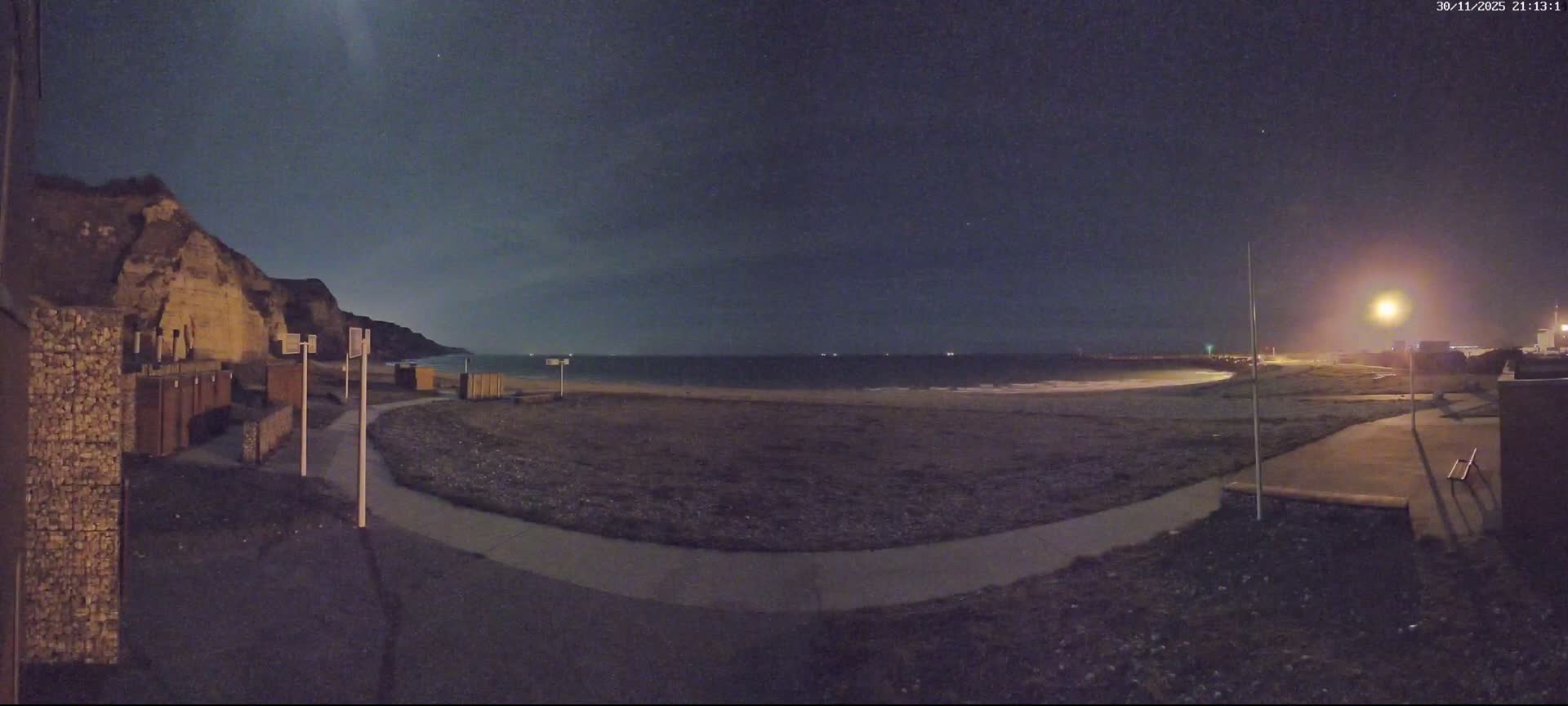 Plage de Saint-Jouin-Bruneval Beach Live Cam - Le Havre, Seine-Maritime, Normandie, France