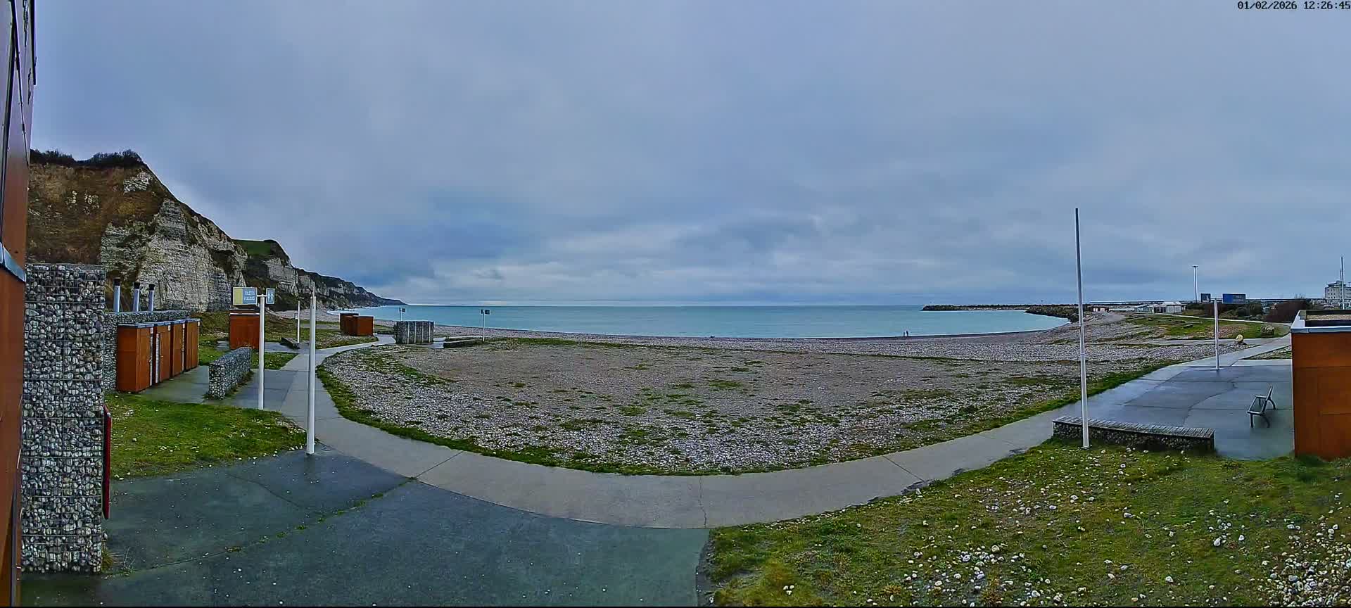 Plage de Saint-Jouin-Bruneval Beach Live Cam - Le Havre, Seine-Maritime, Normandie, France