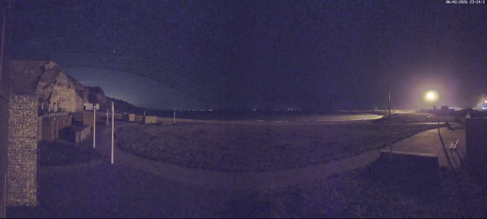 Plage de Saint-Jouin-Bruneval Beach Live Cam - Le Havre, Seine-Maritime, Normandie, France