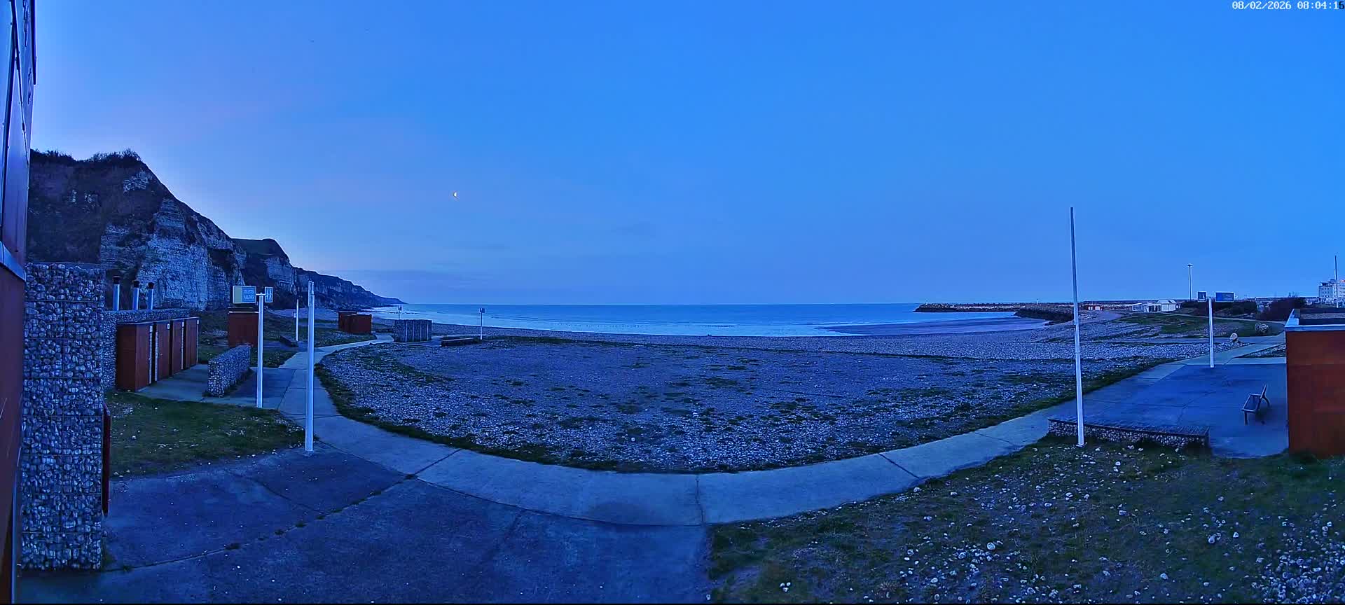 Plage de Saint-Jouin-Bruneval Beach Live Cam - Le Havre, Seine-Maritime, Normandie, France