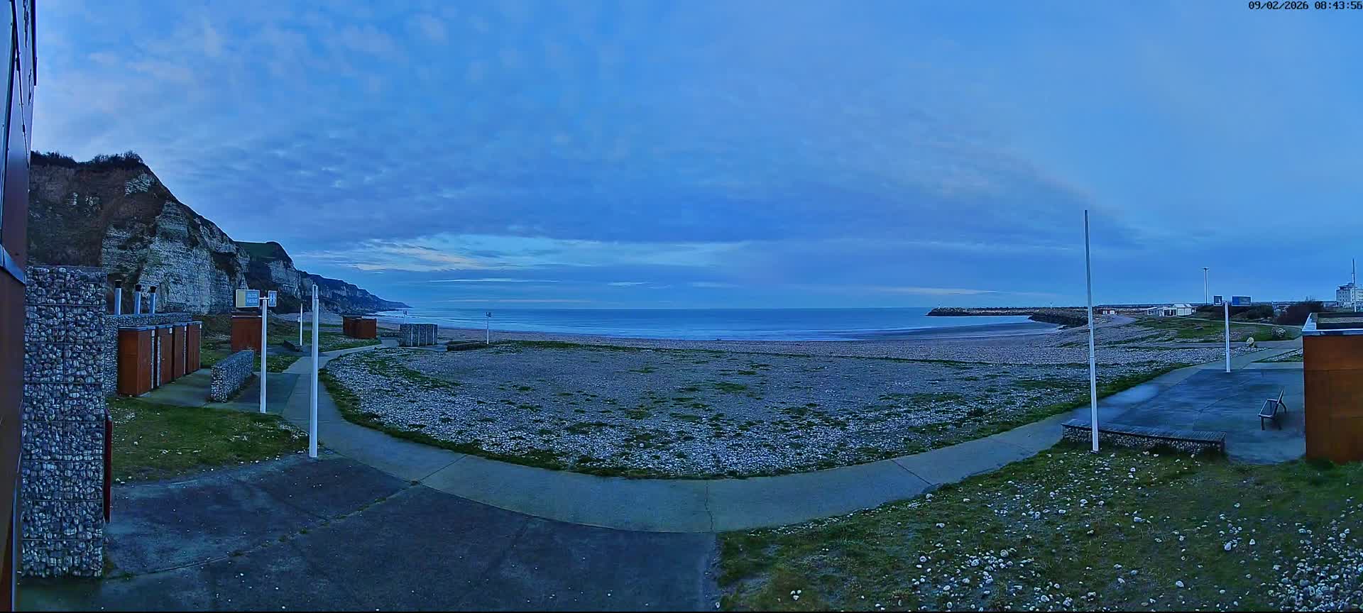 Plage de Saint-Jouin-Bruneval Beach Live Cam - Le Havre, Seine-Maritime, Normandie, France