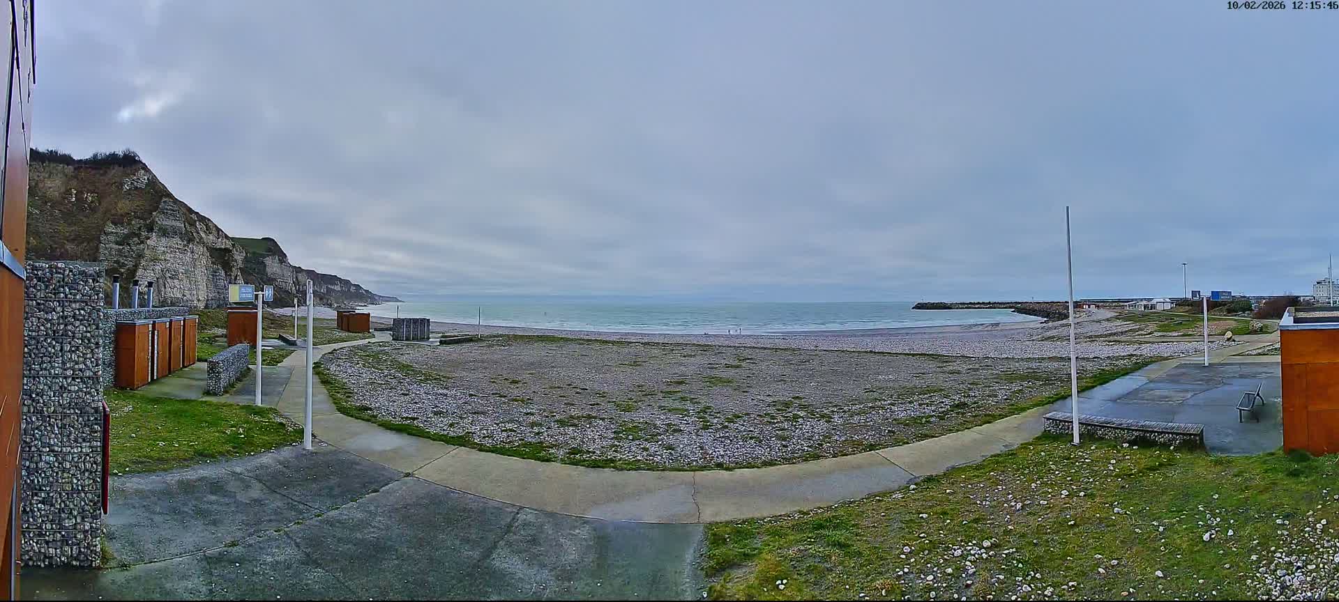 Plage de Saint-Jouin-Bruneval Beach Live Cam - Le Havre, Seine-Maritime, Normandie, France